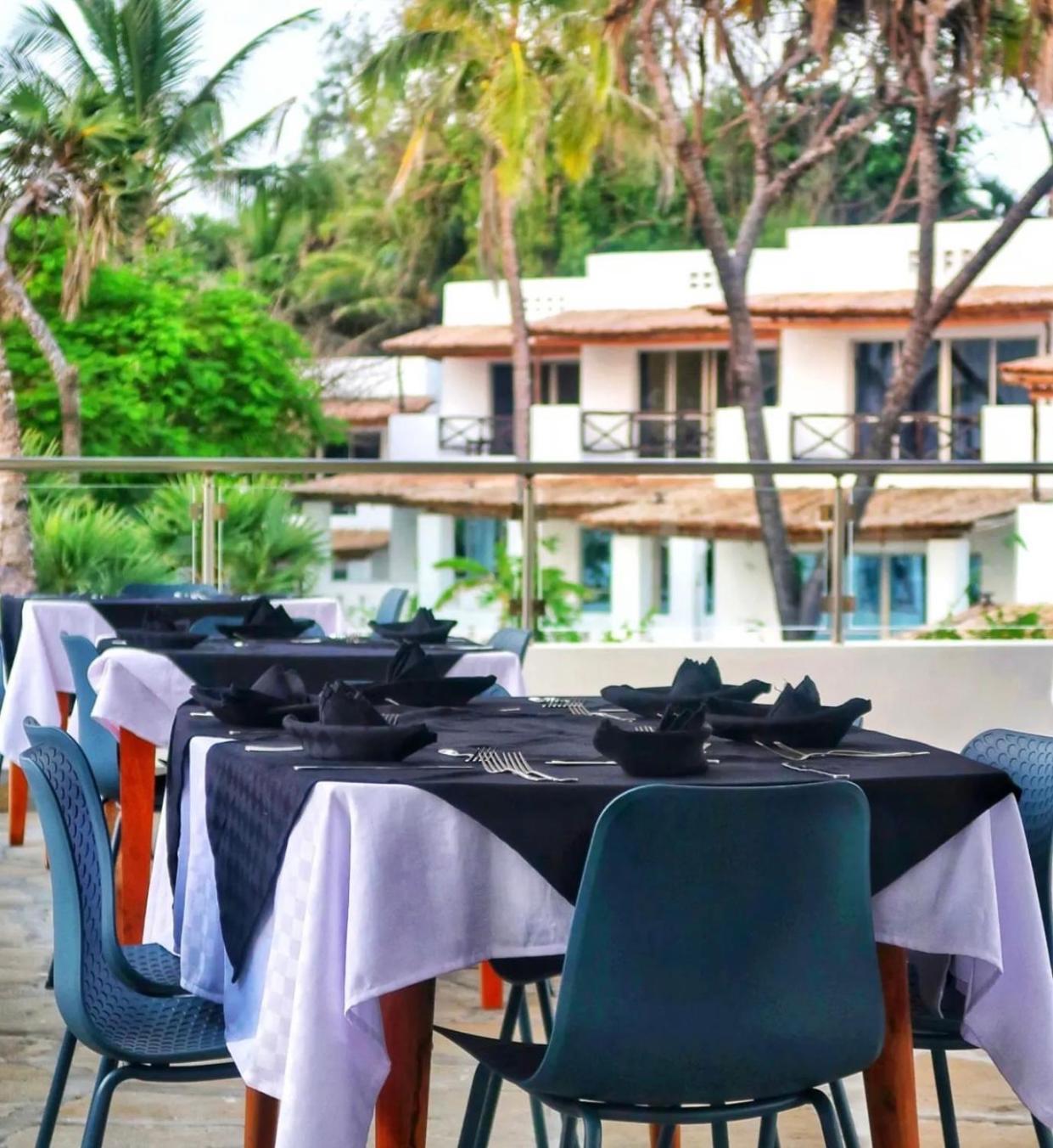 Barracuda Inn Resort ワタム エクステリア 写真