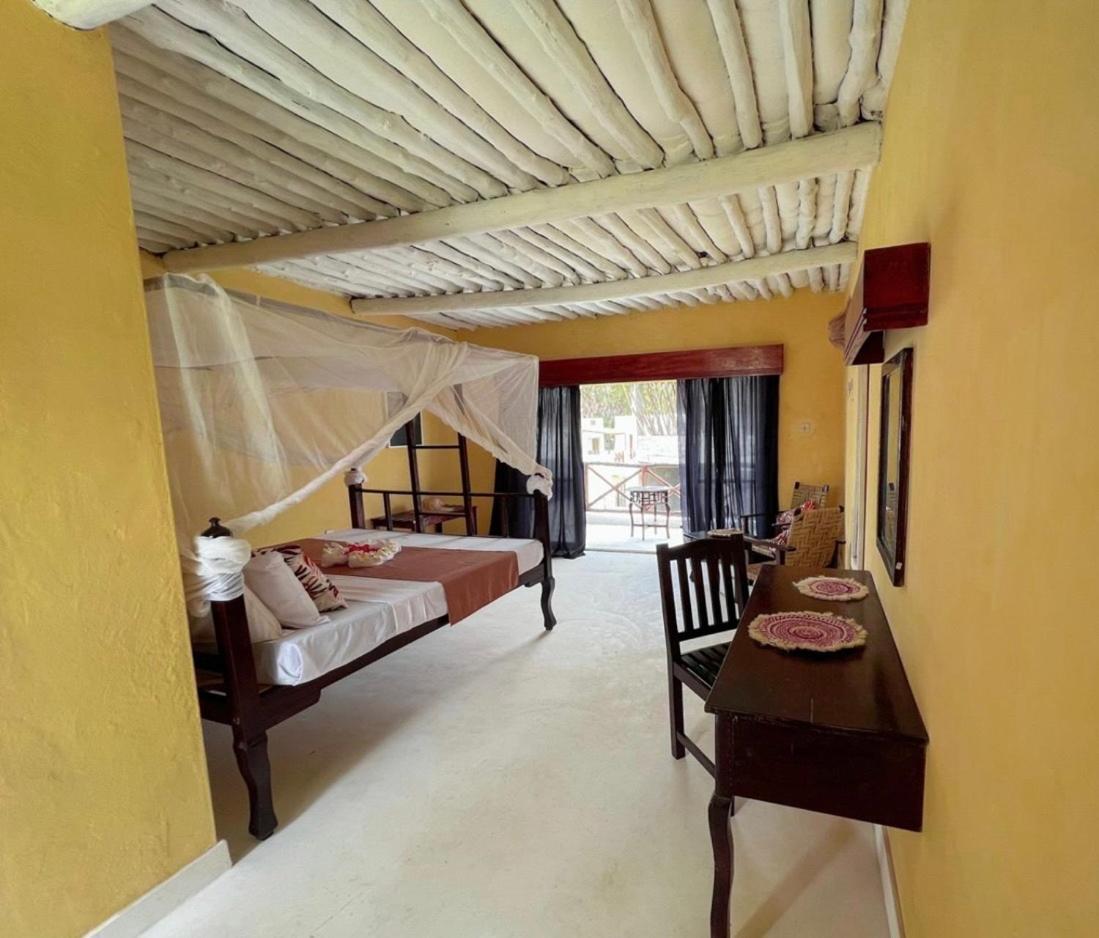 Barracuda Inn Resort ワタム エクステリア 写真