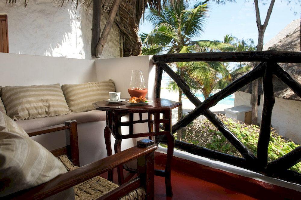 Barracuda Inn Resort ワタム エクステリア 写真