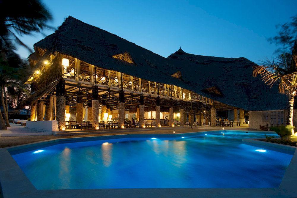 Barracuda Inn Resort ワタム エクステリア 写真