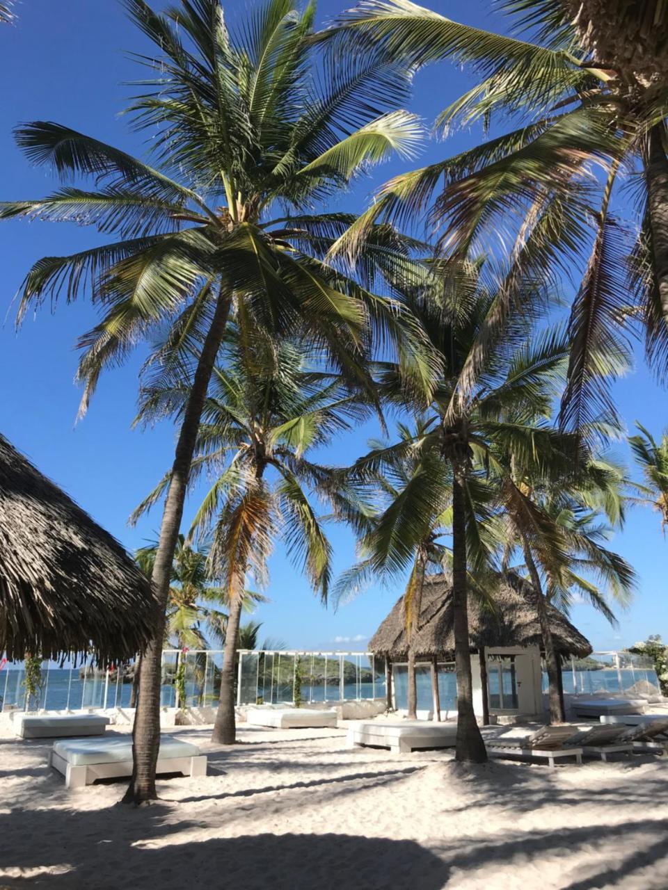 Barracuda Inn Resort ワタム エクステリア 写真